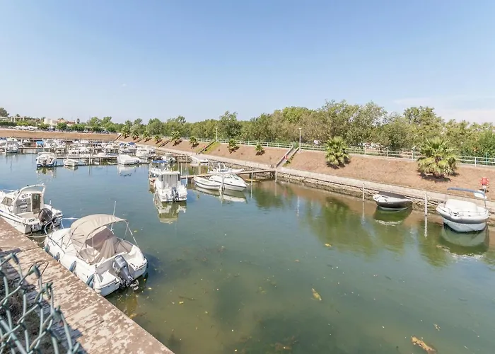 Relaxing Steps From Sant Pere Pescador