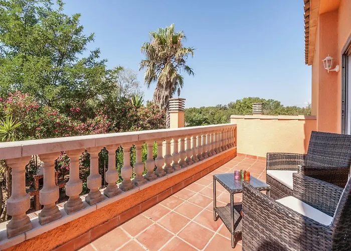 Relaxing Steps From * Sant Pere Pescador